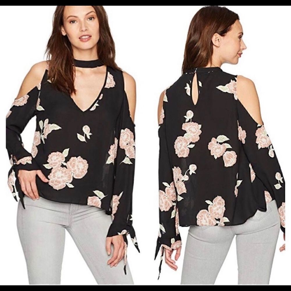 Cupcakes and Cashmere long sleeve cold shoulder top